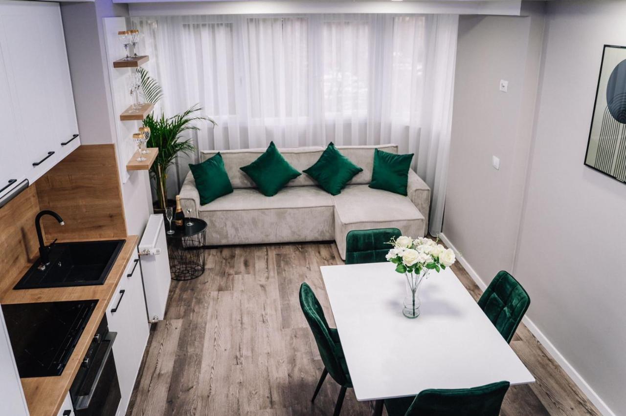 Scandinavian Lux Apartment أرادايا المظهر الخارجي الصورة